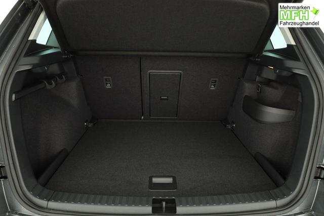 Skoda Karoq Selection 1.5 TSI DSG Selection, AHK, Navi, LED, Kamera, Winter, el. Klappe, Ladeboden, 4 J.-Garantie 