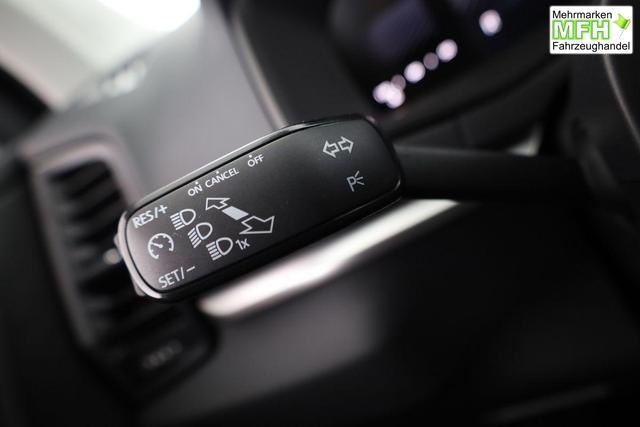 Skoda Karoq Selection 1.5 TSI DSG Selection, AHK, LED, Kamera, Winter, el. Klappe, Ladeboden, 4 J.-Garantie 