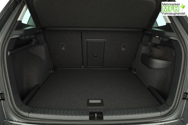 Skoda Karoq Selection 1.5 TSI DSG Selection, AHK, LED, Kamera, Winter, el. Klappe, Ladeboden, 4 J.-Garantie 