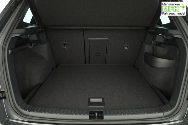 Skoda Karoq Sportline 1.5 TSI DSG Sportline, AHK, Navi, Matrix, Kamera, el. Klappe, 5-J. Garantie 