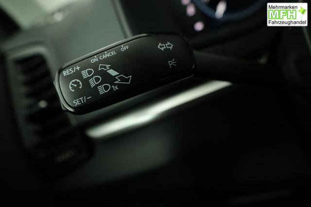 Skoda Karoq Selection 1.5 TSI DSG Selection, AHK, Navi, LED, Kamera, Winter, el. Klappe, Ladeboden, 4 J.-Garantie 