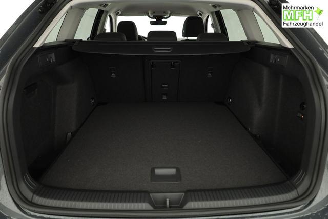 Volkswagen Golf 1.5 TSI 110 kW Life VIII Variant Life, AHK, easyOpen, Kamera, Winter, 3-J Garantie 