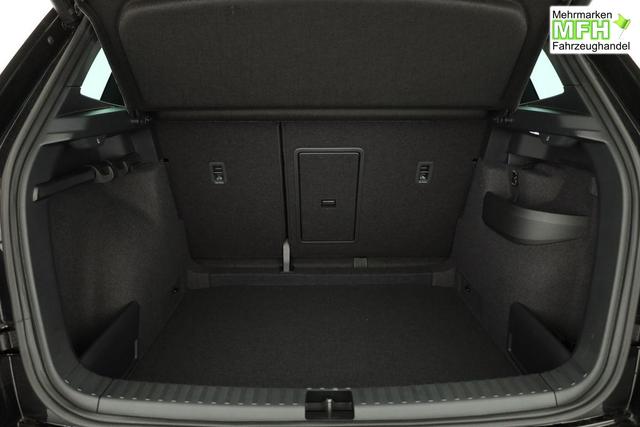 Skoda Karoq Sportline 1.5 TSI DSG Sportline, AHK, Navi, CANTON, Matrix, AreaView, Side, Kamera, el. Klappe, FS-beheizbar 