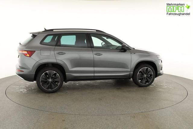 Skoda Karoq Sportline 1.5 TSI DSG Sportline, AHK, Navi, CANTON, Matrix, AreaView, Side, Kamera, el. Klappe, FS-beheizbar 