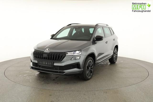 Skoda Karoq Sportline 1.5 TSI DSG Sportline, AHK, Navi, CANTON, Matrix, AreaView, Side, Kamera, el. Klappe, FS-beheizbar 