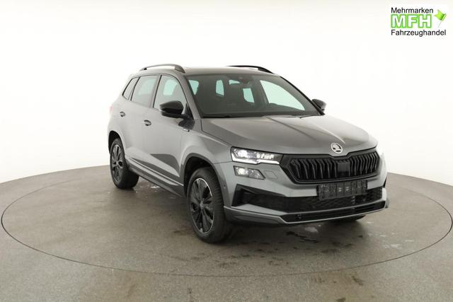 Skoda Karoq Sportline 4x4 2.0 TDI DSG Sportline, Pano, AHK, Navi, Matrix, AreaView, Side, Kamera, el. Klappe, FS-beheizbar, Winter 