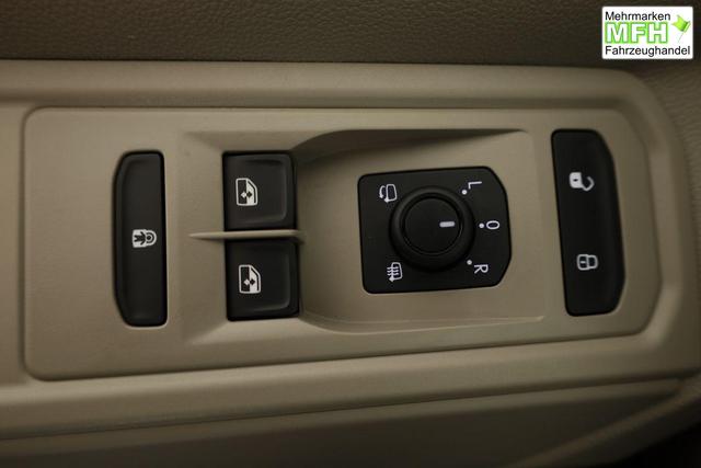 Volkswagen T7 Multivan eHybrid 4M Business, 7-Sitzer, AHK, IQ.Light, easyOpen, Navi, 5-J Garantie 