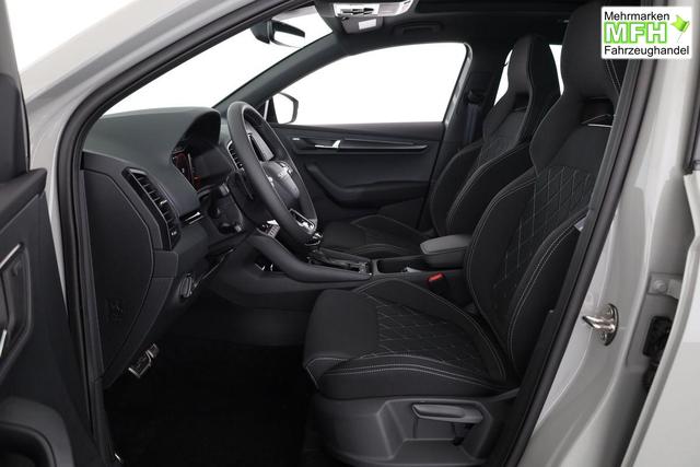 Skoda Karoq Sportline 1.5 TSI DSG Sportline, Pano, AHK, Navi, CANTON, Matrix, AreaView, Side, FS-beheizbar, 19-Zoll 
