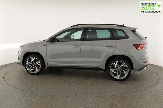 Skoda Karoq Sportline 1.5 TSI DSG Sportline, Pano, AHK, Navi, CANTON, Matrix, AreaView, Side, FS-beheizbar, 19-Zoll 