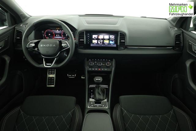 Skoda Karoq Sportline 1.5 TSI DSG Sportline, Pano, AHK, Navi, Matrix, AreaView, Side, FS-beheizbar, Winter, 19-Zoll 