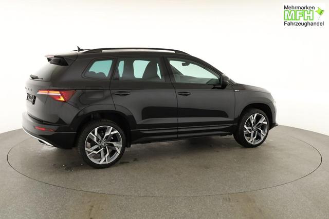 Skoda Karoq Sportline 1.5 TSI DSG Sportline, Pano, AHK, Navi, Matrix, AreaView, Side, FS-beheizbar, Winter, 19-Zoll 