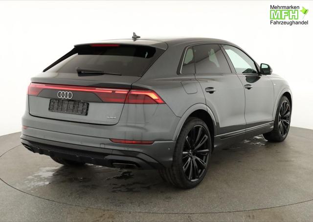 Audi Q8 50 TDI quattro qu S-LINE, Standheizung, HuD, Luft, Pano, B&O, 23-Zoll, AHK, Leder, AreaView, Optik schwarz 