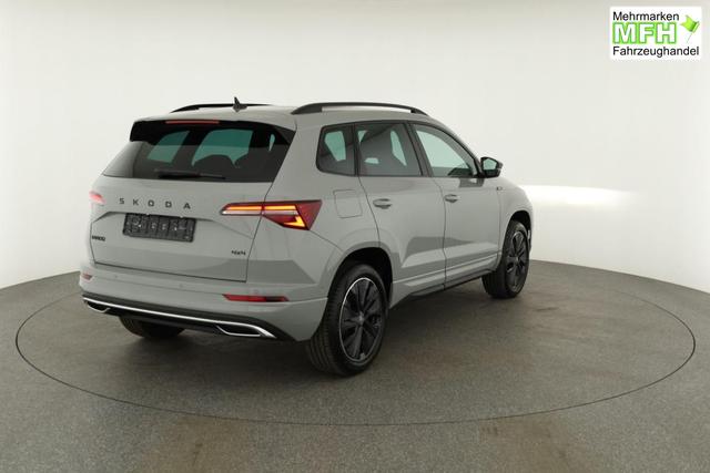 Skoda Karoq Sportline 4x4 2.0 TDI DSG Sportline, Pano, AHK, Navi, Matrix, AreaView, Side, Kamera, el. Klappe, FS-beheizbar, Winter 