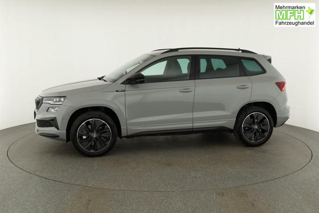 Skoda Karoq Sportline 4x4 2.0 TDI DSG Sportline, Pano, AHK, Navi, Matrix, AreaView, Side, Kamera, el. Klappe, FS-beheizbar, Winter 