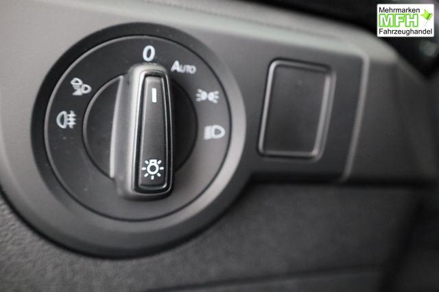 Volkswagen T-Cross 1.0 TSI 85 kW Life DSG Life, IQ.Light, AHK, ACC, Kamera, 17-Zoll, Winterpaket 