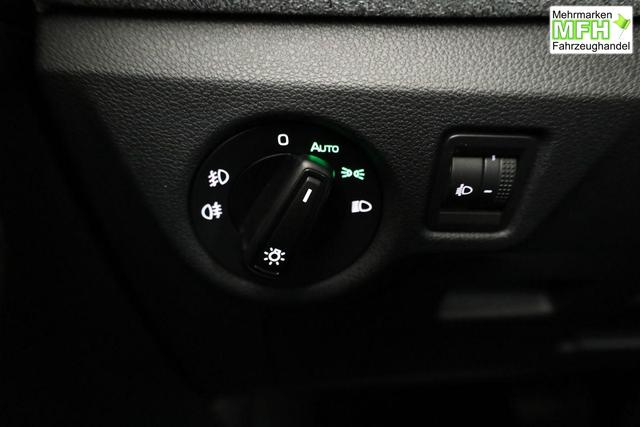 Skoda Kamiq Selection 1.5 TSI DSG Selection, LED, Kamera, Ladeboden, Winter 