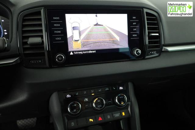Skoda Karoq Drive 4x4 2.0 TDI DSG Drive, AHK, Matrix, Pano, Winter, el. Klappe 