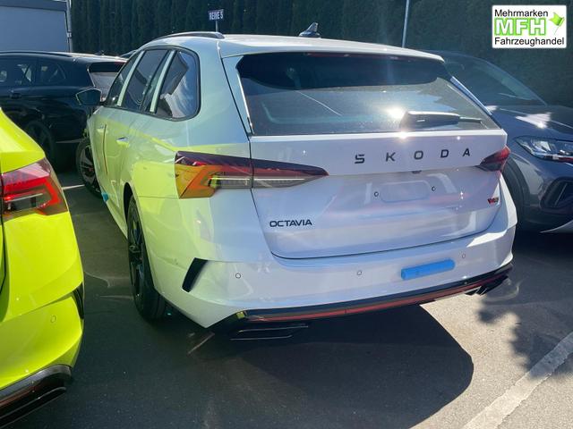 Skoda Octavia Combi 2.0 TSI 195 kW RS DSG, AHK, Navi, Matrix, Side, Winter, 5 J.-Garantie 