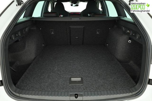 Skoda Octavia Combi 2.0 TSI 195 kW RS DSG, AHK, Navi, Matrix, Side, Winter, 5 J.-Garantie 