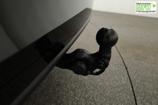 Volkswagen Golf Variant LIFE VIII 2.0 TDI DSG Life, AHK, easyOpen, Kamera, 3-J Garantie 