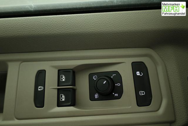 Volkswagen T7 Multivan eHybrid 4M Business L&Uuml;, 7-Sitzer, AHK, IQ.Light, easyOpen, Navi, 5-J Garantie 