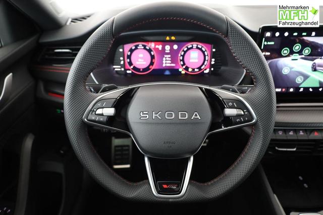Skoda Octavia Combi 2.0 TSI 195 kW RS DSG, Pano, Standheizung, AHK, Navi, Matrix, Canton, Side, Winter, 5 J.-Garantie 