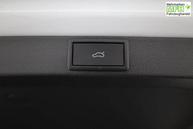 Skoda Octavia Combi 2.0 TSI 195 kW RS DSG, Pano, Standheizung, AHK, Navi, Matrix, Canton, Side, Winter, 5 J.-Garantie 