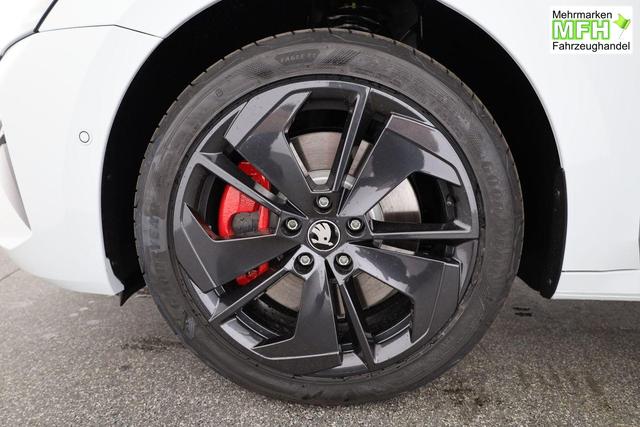 Skoda Octavia Combi 2.0 TSI 195 kW RS DSG, Pano, Standheizung, AHK, Navi, Matrix, Canton, Side, Winter, 5 J.-Garantie 