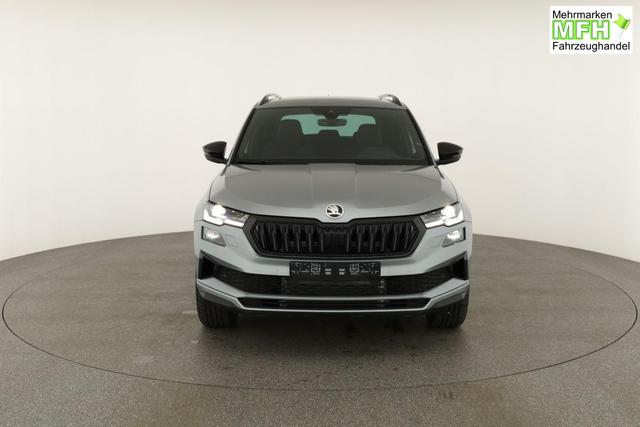 Skoda Karoq Sportline 4x4 2.0 TSI DSG Sportline, Pano, AHK, Navi, Matrix, Side, Winter, 5 J.-Garantie 