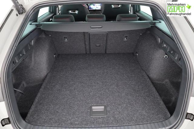Skoda Octavia Combi 2.0 TSI 195 kW RS DSG, Pano, AHK, Navi, Matrix, Side, Winter, 5 J.-Garantie 