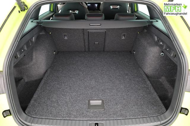 Skoda Octavia Combi 2.0 TSI 195 kW RS DSG, Standheizung, AHK, Navi, Matrix, Side, Winter, 5 J.-Garantie 