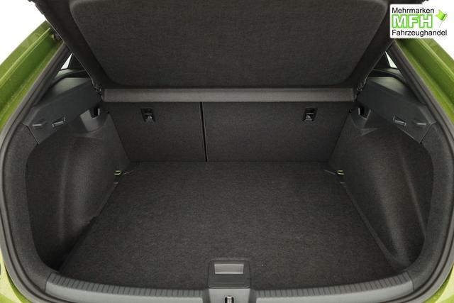 Volkswagen Taigo R-Line 1.5 TSI DSG R-Line, Navi, AHK, Matrix, Kamera, ACC, Winter, 4 J.-Garantie 