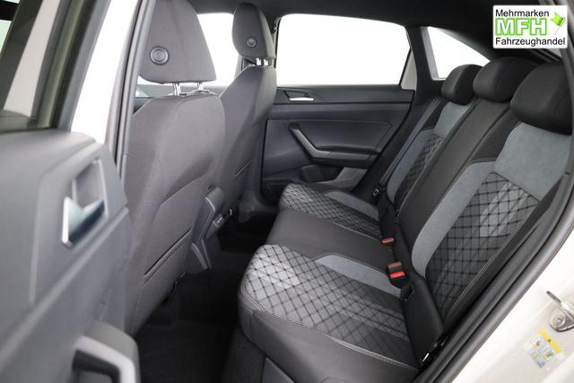 Volkswagen Taigo R-Line 1.5 TSI DSG R-LINE, AHK, Navi, IQ.Light, Kamera, ACC, Winter 