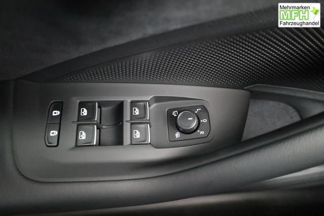 Volkswagen Passat Variant 2.0 TDI 142 kW 4Motion R-Line DSG 4M R-LINE, Pano, AHK, IQ.Light, HUD, 19-Zoll, AreaView, Navi, Side 