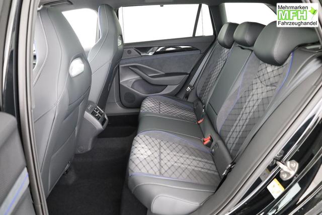 Volkswagen Passat Variant 2.0 TDI 142 kW 4Motion R-Line DSG 4M R-LINE, Pano, AHK, IQ.Light, HUD, 19-Zoll, AreaView, Navi, Side 