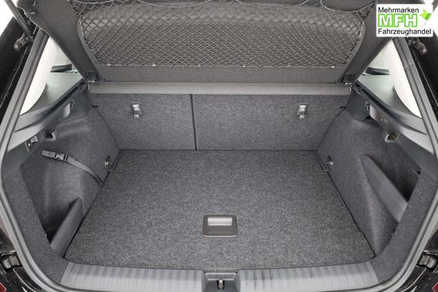 Skoda Kamiq Selection 1.5 TSI DSG Selection, AHK, LED, Kamera, Ladeboden, Winter, 16-Zoll 