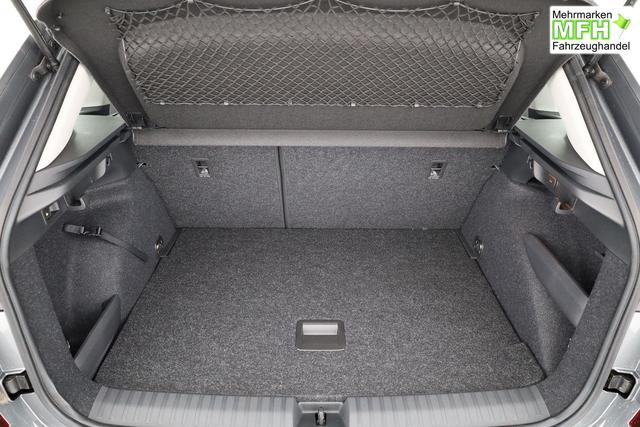 Skoda Kamiq Selection 1.5 TSI Selection, AHK, LED, Kamera, Ladeboden, Winter 