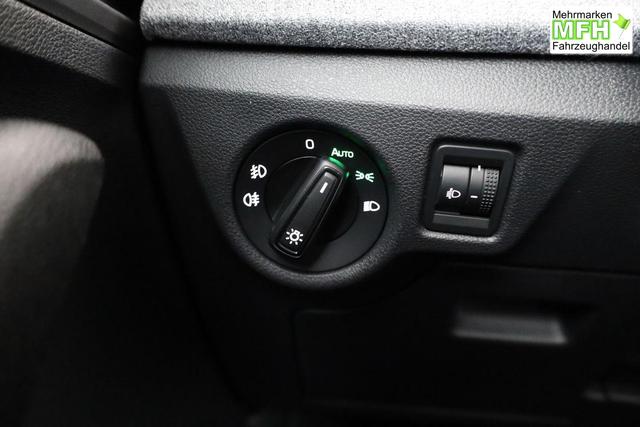 Skoda Kamiq Selection 1.5 TSI Selection, AHK, LED, Kamera, Ladeboden, Winter 