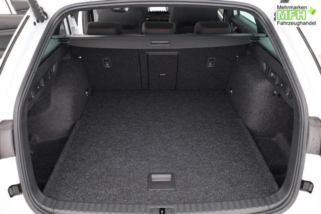 Skoda Octavia Combi 2.0 TSI 195 kW RS DSG, Pano, AHK, Navi, Matrix, Side, Winter, 5 J.-Garantie 