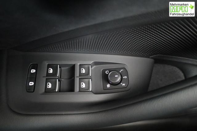 Volkswagen Passat Variant 2.0 TDI 142 kW 4Motion R-Line DSG 4M R-LINE, Pano, AHK, IQ.Light, HUD, 19-Zoll, AreaView, Navi, Side 