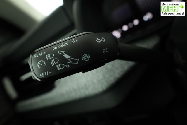Skoda Kamiq Selection 1.5 TSI Selection, AHK, LED, Kamera, Ladeboden, Winter, 16-Zoll 