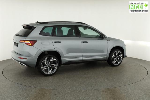 Skoda Karoq Sportline 1.5 TSI DSG Sportline, AHK, Navi, Matrix, Side, el. Klappe, Winter, 5 J.-Garantie 