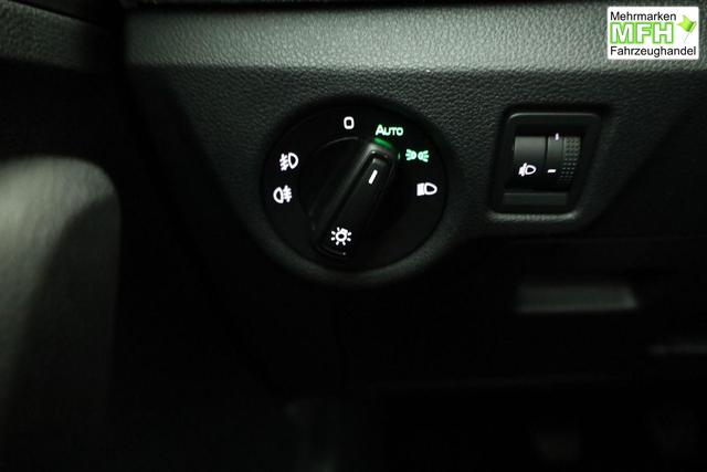 Skoda Kamiq Selection 1.5 TSI Selection, AHK, LED, Kamera, Ladeboden, Winter, 16-Zoll 