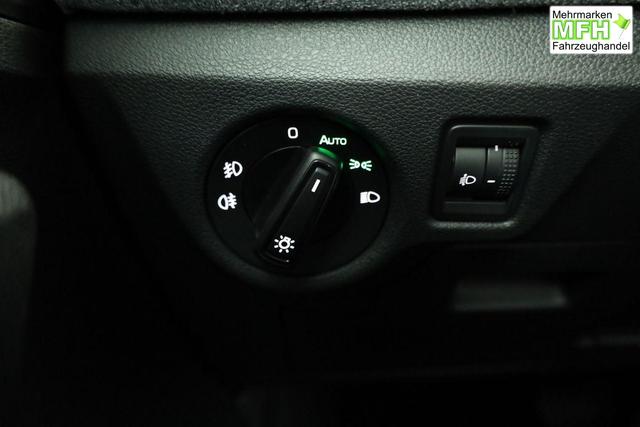 Skoda Kamiq Selection 1.5 TSI DSG Selection, AHK, LED, Kamera, Ladeboden, Winter, 16-Zoll 