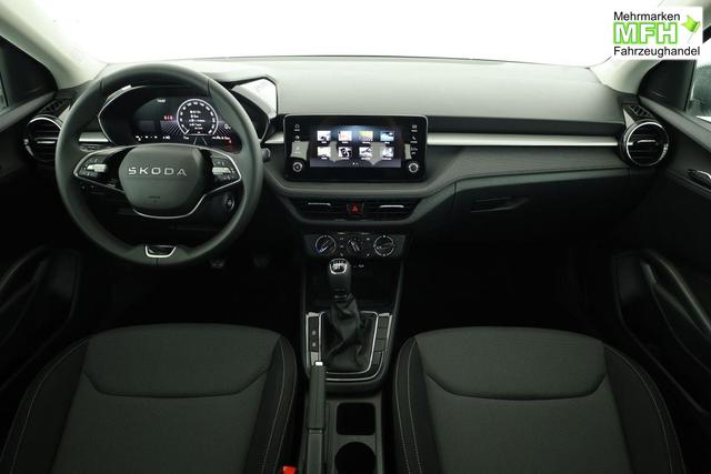 Skoda Fabia Selection 1.0 TSI Selection, AHK, Tempomat, Ladeboden, Park, Winterpaket, SmartLink, 4-J Garantie 
