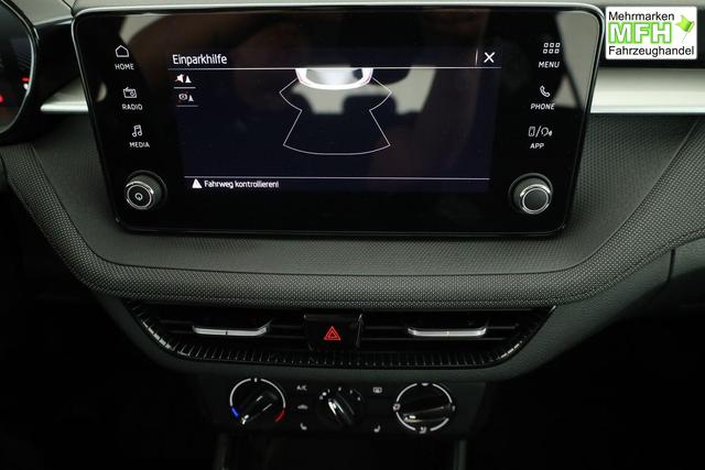 Skoda Fabia Selection 1.0 TSI Selection, AHK, Tempomat, Ladeboden, Park, Winterpaket, SmartLink, 4-J Garantie 