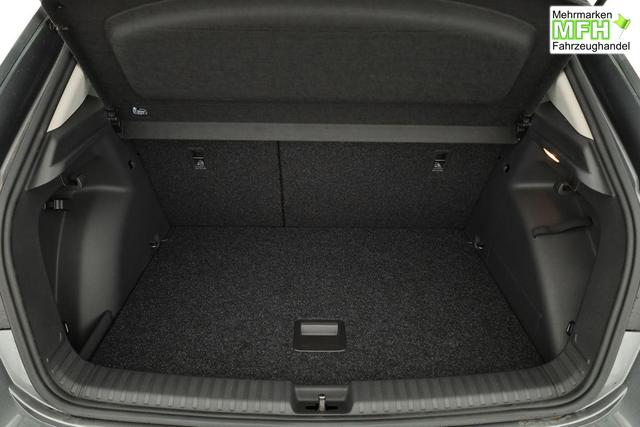 Skoda Fabia Selection 1.0 TSI Selection, AHK, Tempomat, Ladeboden, Park, Winterpaket, SmartLink, 4-J Garantie 