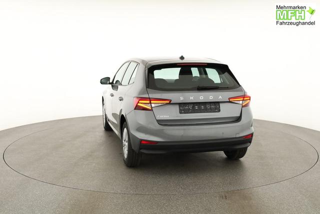 Skoda Fabia Selection 1.0 TSI Selection, AHK, Tempomat, Ladeboden, Park, Winterpaket, SmartLink, 4-J Garantie 