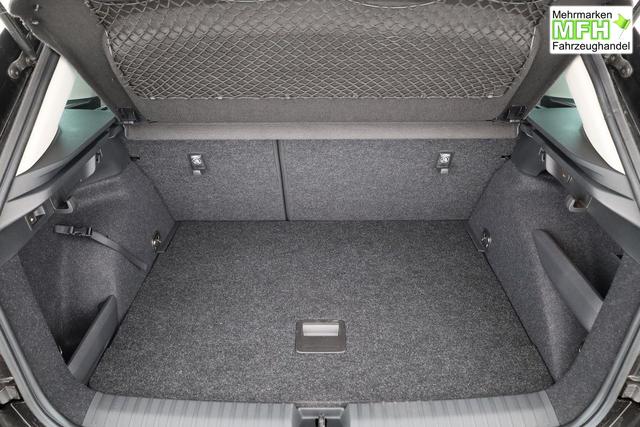 Skoda Kamiq Selection 1.0 TSI DSG Selection, AHK, Matrix, Kamera, Ladeboden, Winter, 16-Zoll 