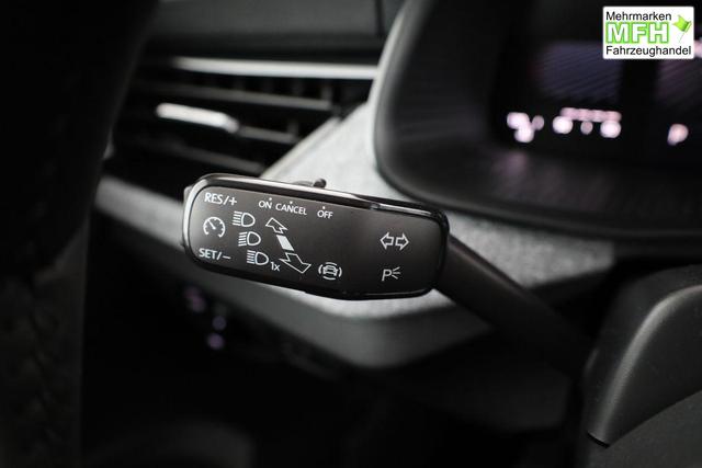 Skoda Kamiq Selection 1.5 TSI DSG Selection, LED, Kamera, Ladeboden, Winter 